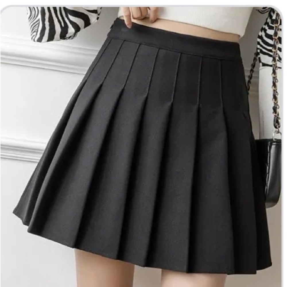Cider Black Skater Skirt - Picture 5 of 13